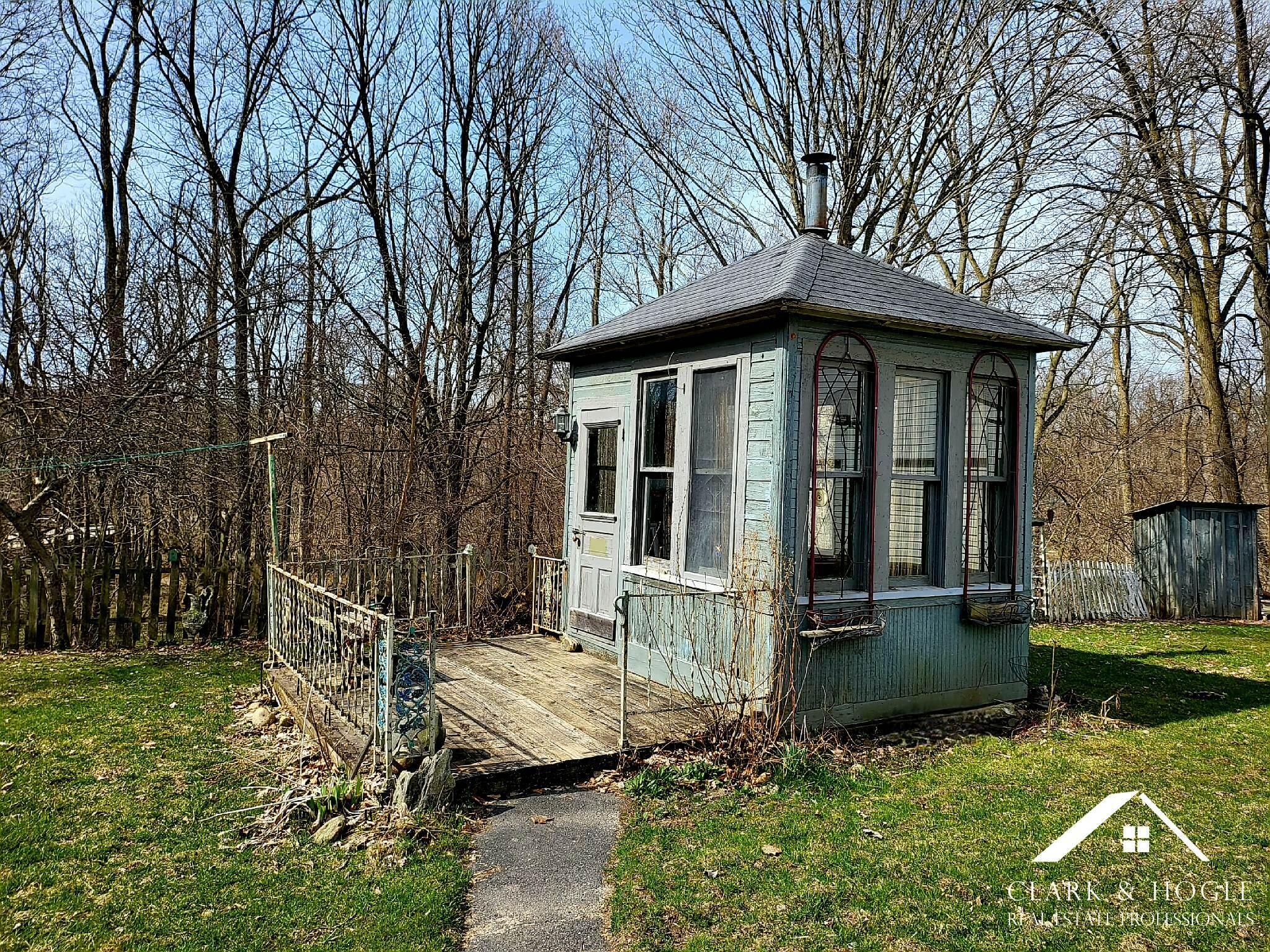 8819 Wagar Road Lyons, MI 48851 - Photo 9 of 44 340580658_770683021039745_41746251790987