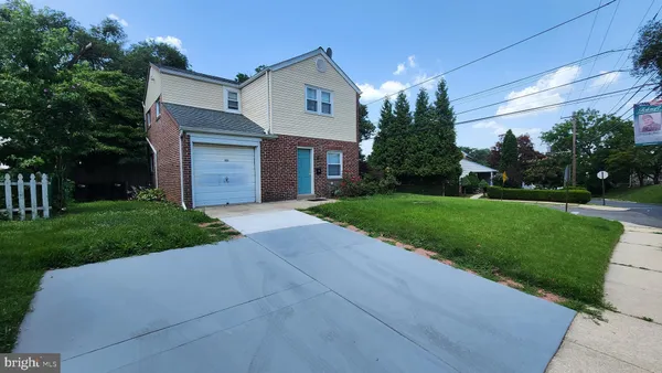 $2,400 | 602 Ashland Avenue, Folcroft, PA 19032