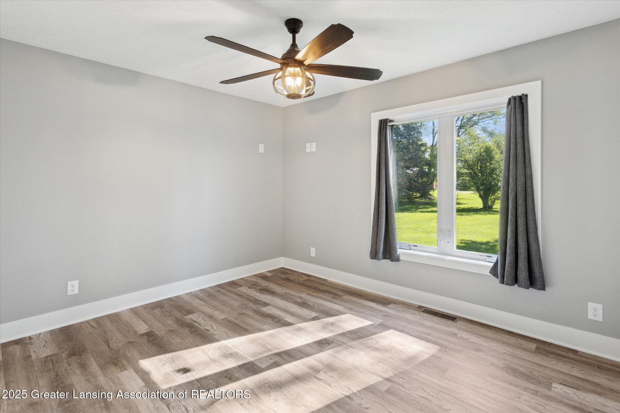 15426 South Lowell Road Lansing, MI 48906 - Photo 20 of 42 25-15426-S-Lowell-Rd-Lansing-MI-48906-Wi