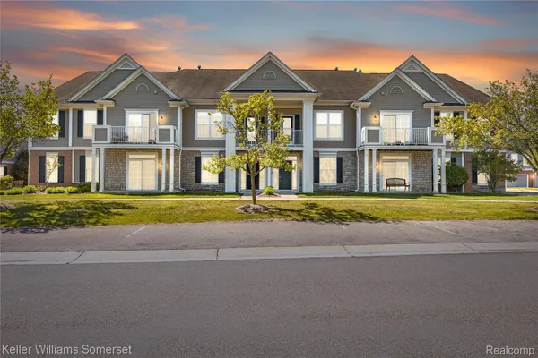$2,000 | 1128 Alameda Boulevard, Troy, MI 48085