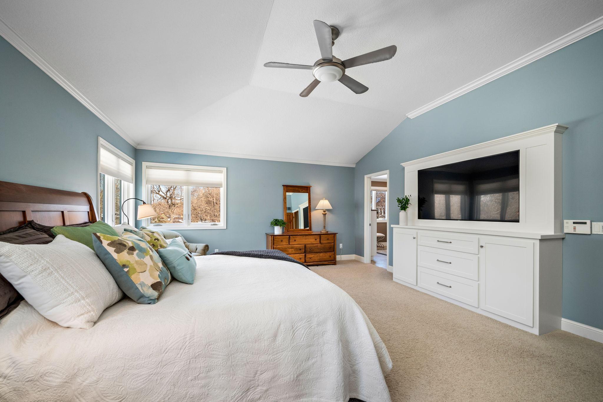 16404 Eagle Ridge Drive Minnetonka, MN 55345 - Photo 27 of 65