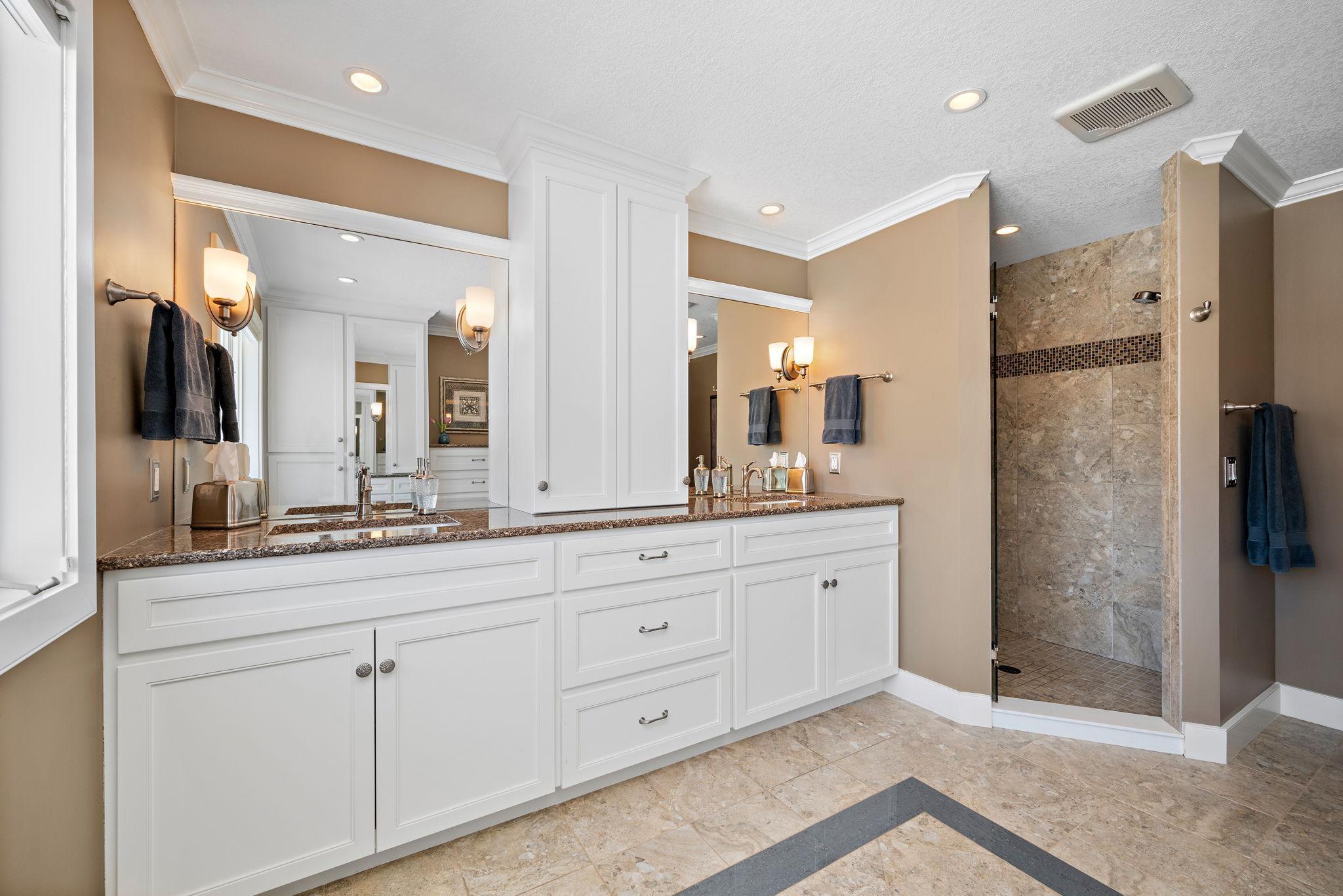 16404 Eagle Ridge Drive Minnetonka, MN 55345 - Photo 28 of 65