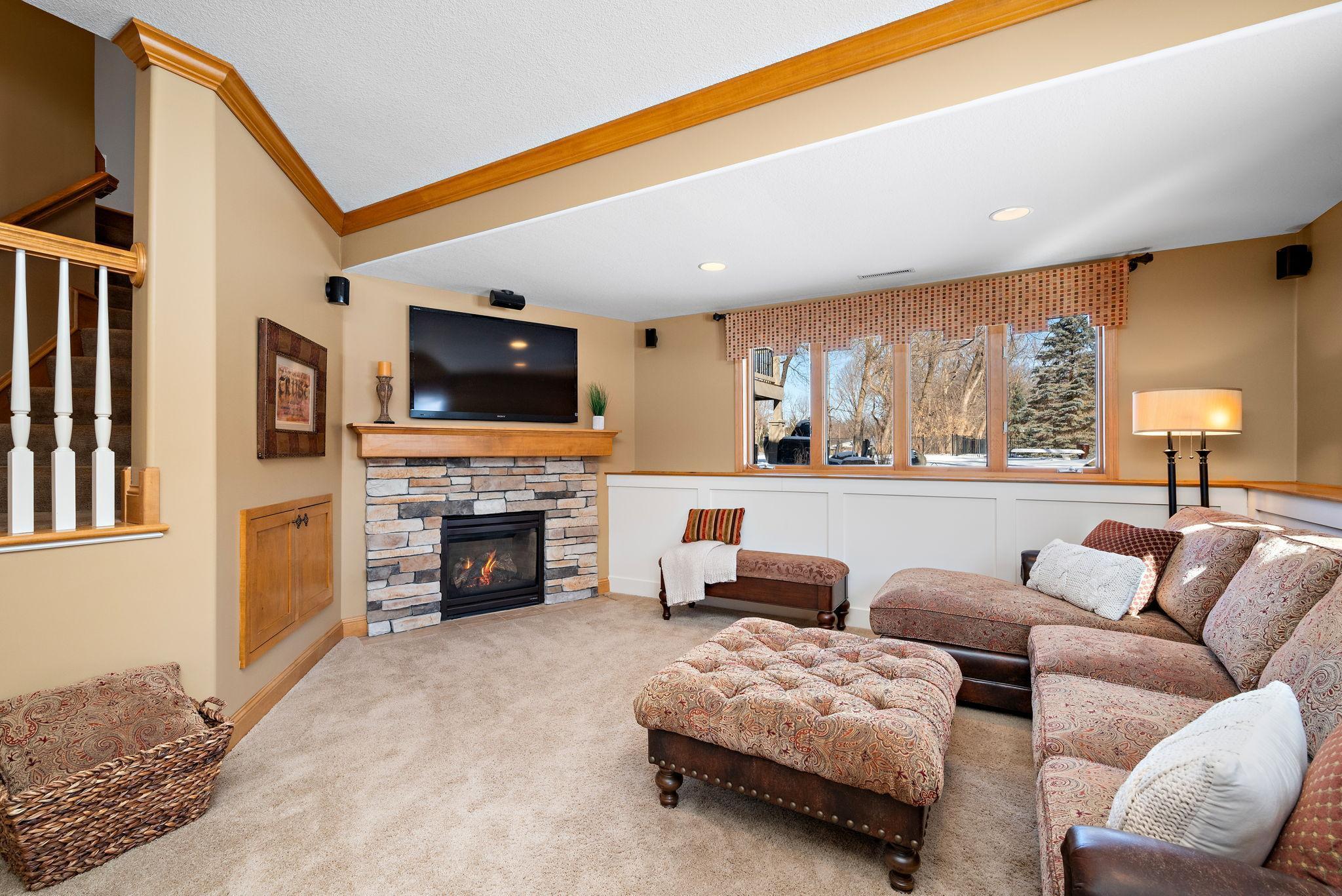 16404 Eagle Ridge Drive Minnetonka, MN 55345 - Photo 39 of 65