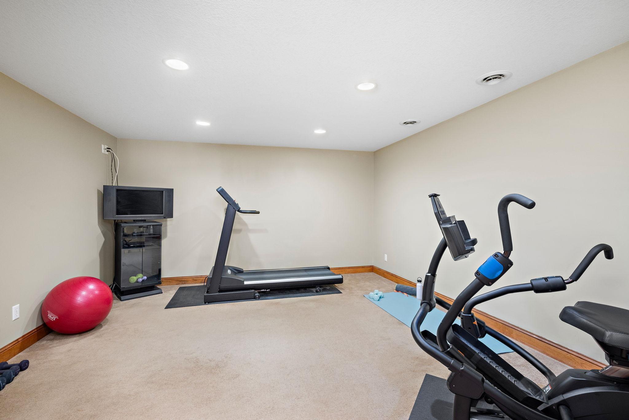 16404 Eagle Ridge Drive Minnetonka, MN 55345 - Photo 44 of 65