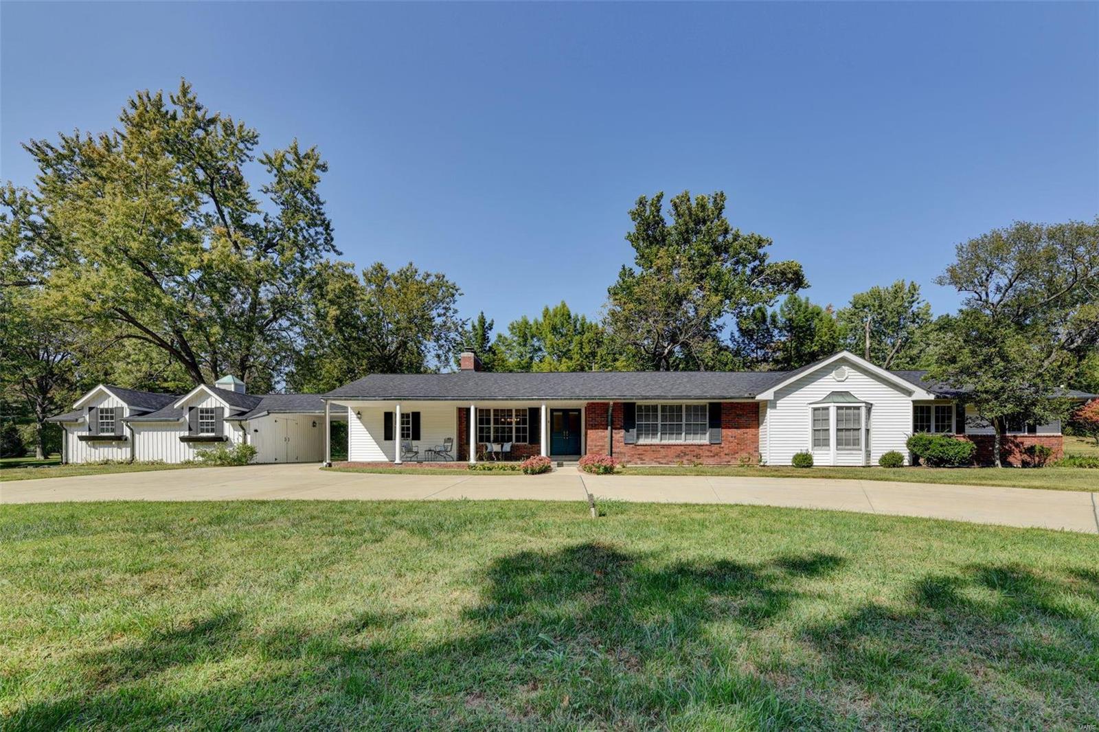 8 Ranch Lane Des Peres, MO 63131 - Photo 1 of 35 Gallery Image 1