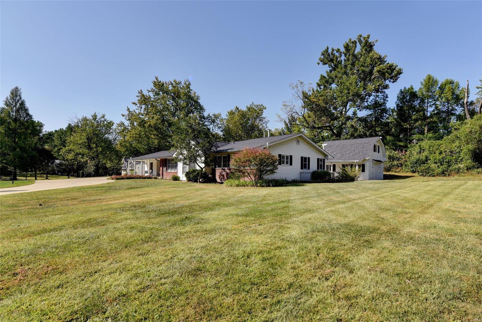8 Ranch Lane Des Peres, MO 63131 - Photo 31 of 35 Gallery Image 31