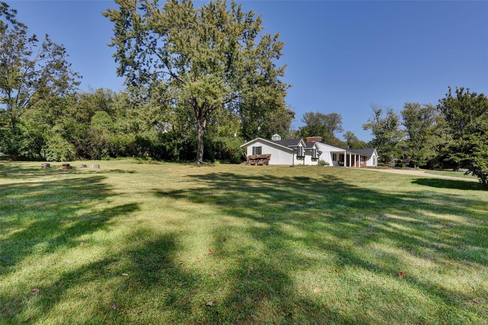 8 Ranch Lane Des Peres, MO 63131 - Photo 32 of 35 Gallery Image 32