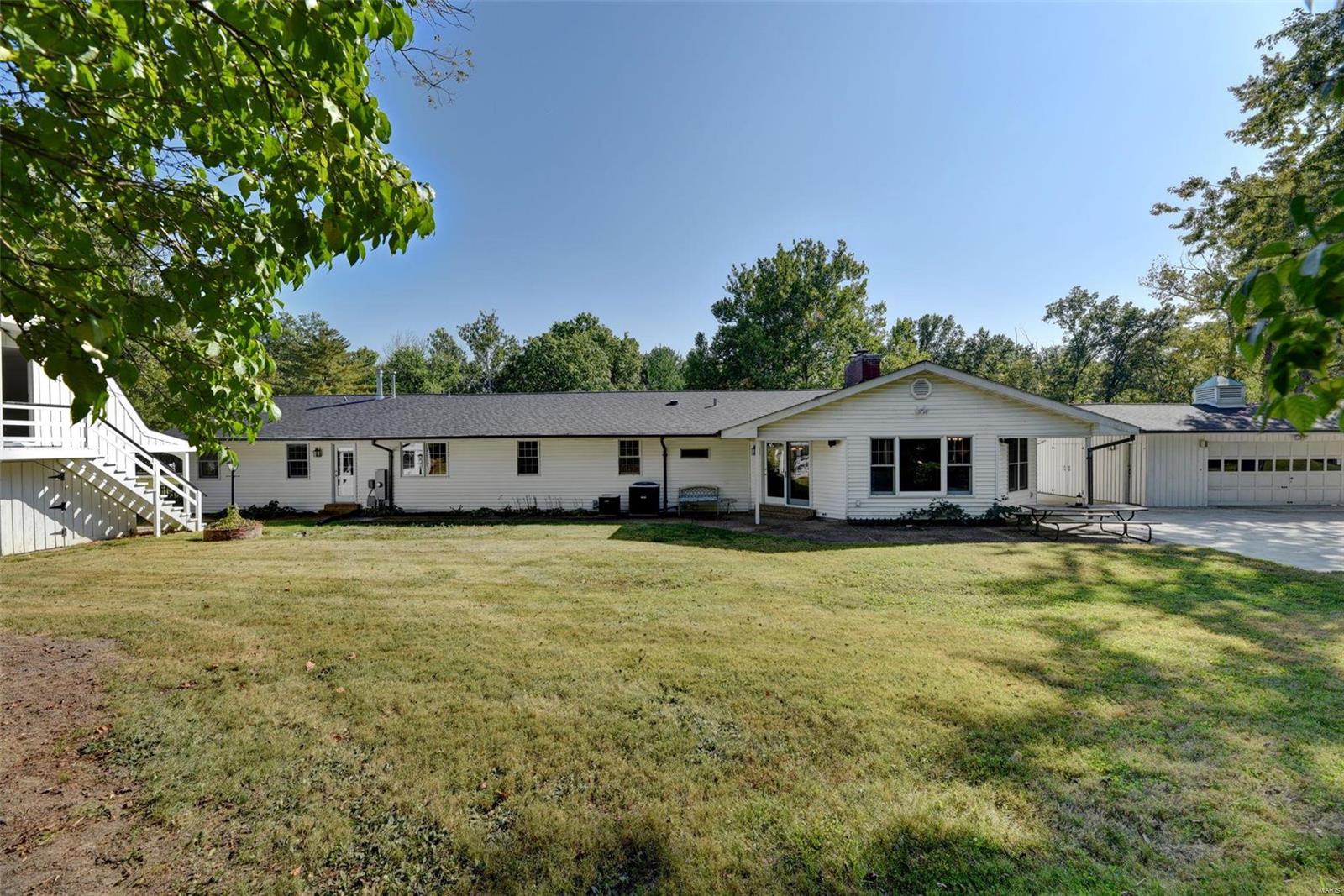 8 Ranch Lane Des Peres, MO 63131 - Photo 33 of 35 Gallery Image 33