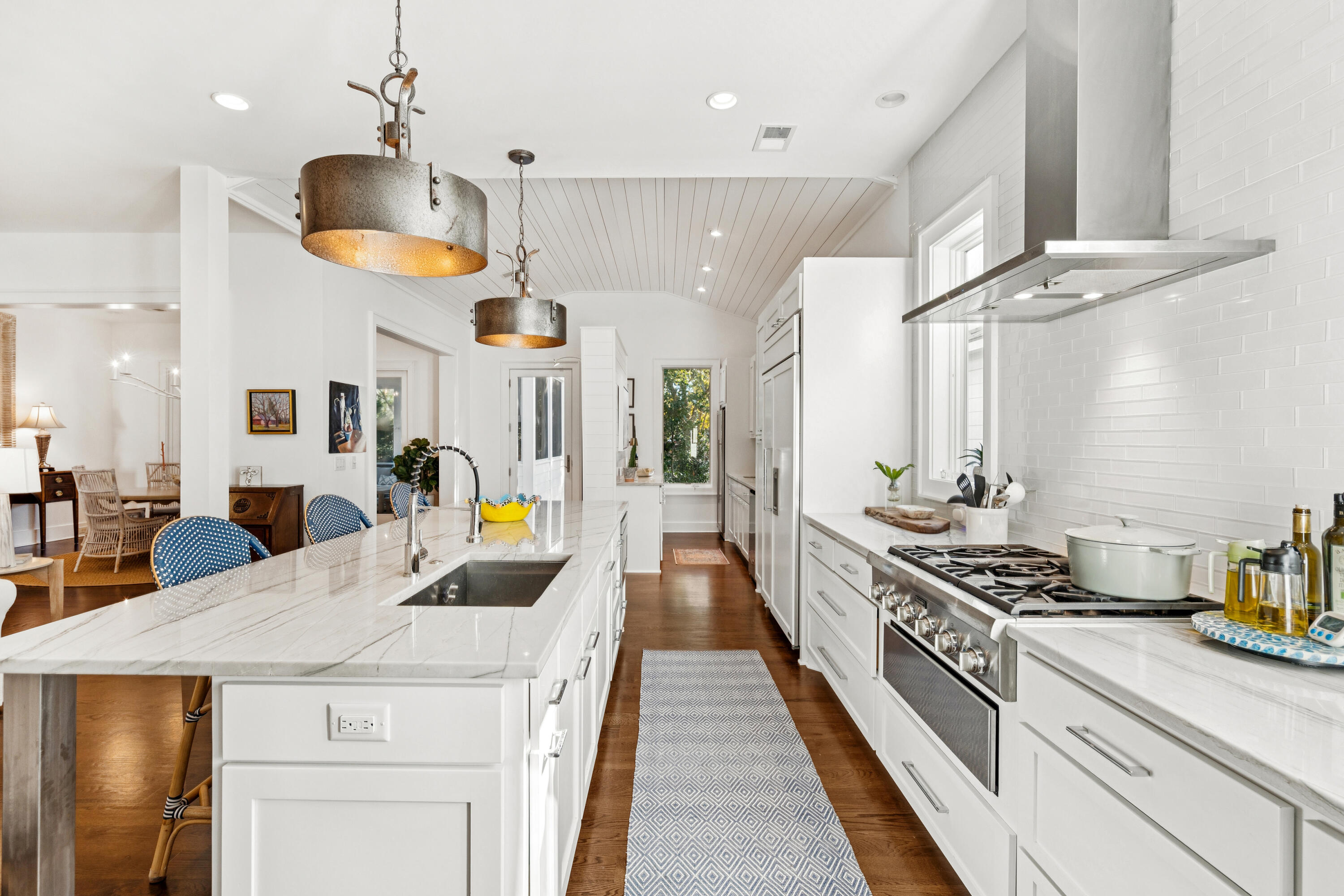 304 4th Avenue Mount Pleasant, SC 29464 - Photo 12 of 50 3044thAve-KeenEyeMarketing-029