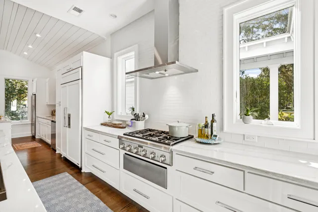 $2,985,000 | 304 4th Avenue, Mount Pleasant, SC 29464