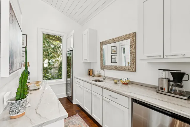 $2,985,000 | 304 4th Avenue, Mount Pleasant, SC 29464