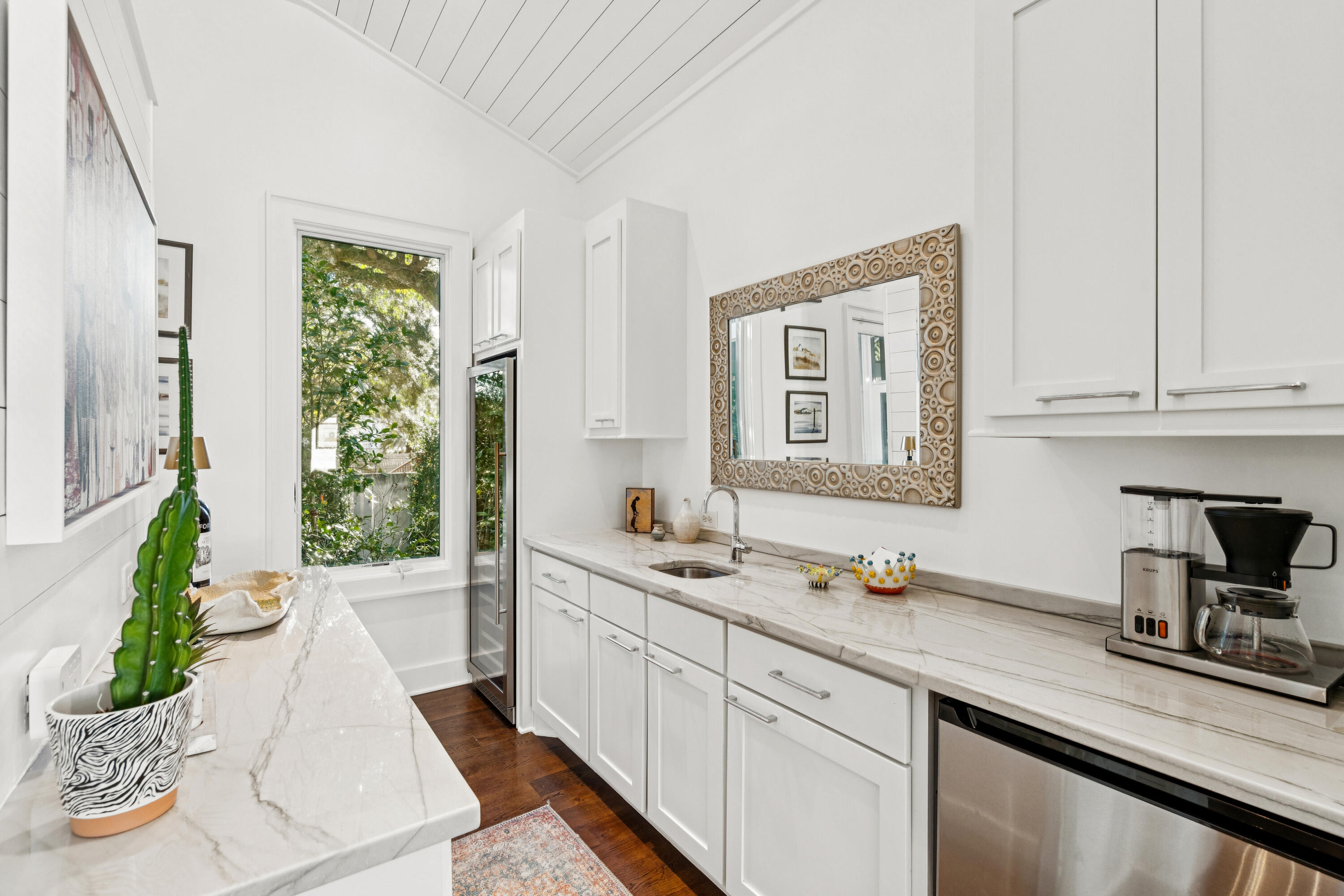 304 4th Avenue Mount Pleasant, SC 29464 - Photo 14 of 50 3044thAve-KeenEyeMarketing-034