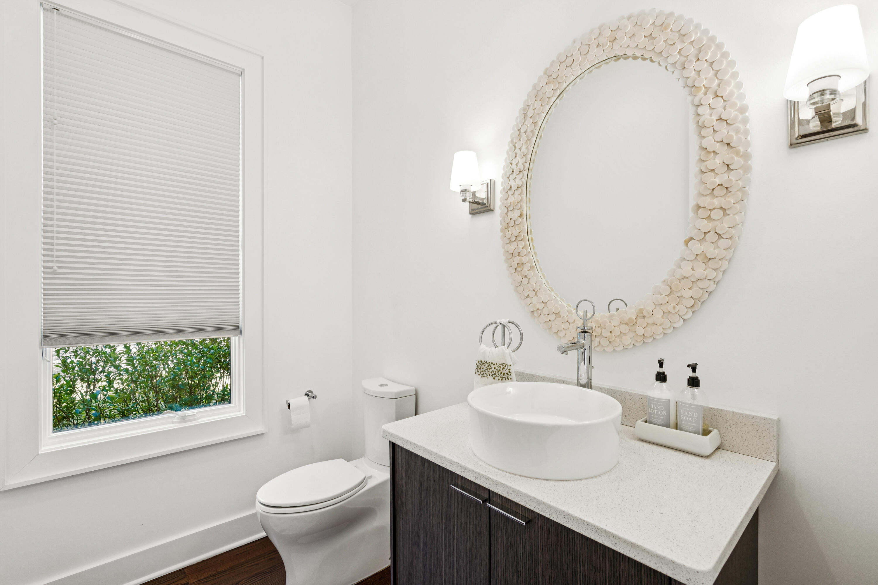 304 4th Avenue Mount Pleasant, SC 29464 - Photo 36 of 50 3044thAve-KeenEyeMarketing-065