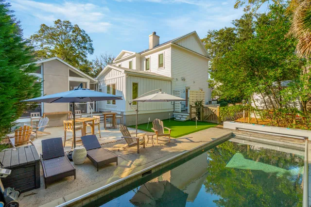 $2,985,000 | 304 4th Avenue, Mount Pleasant, SC 29464