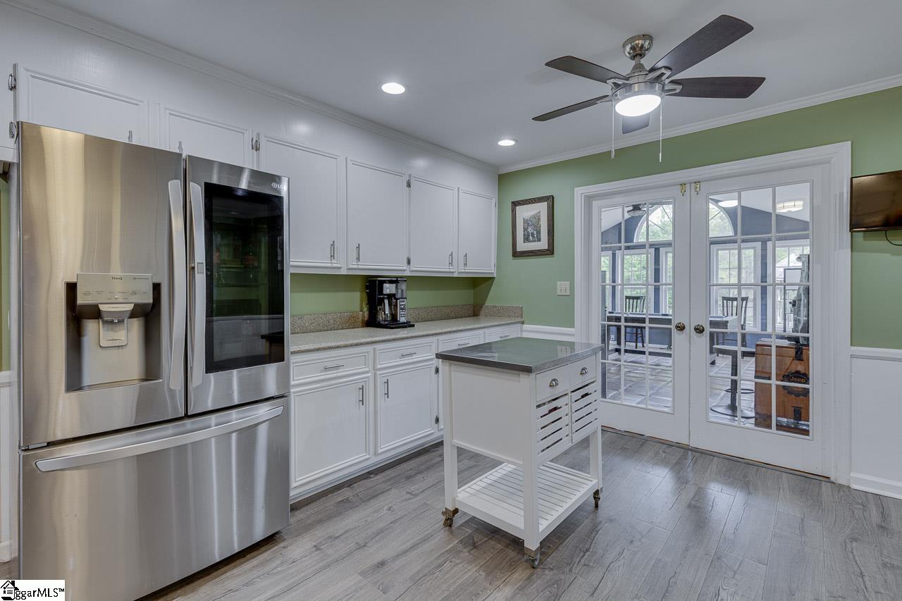 714 Highway 17 Piedmont, SC 29673 - Photo 14 of 50