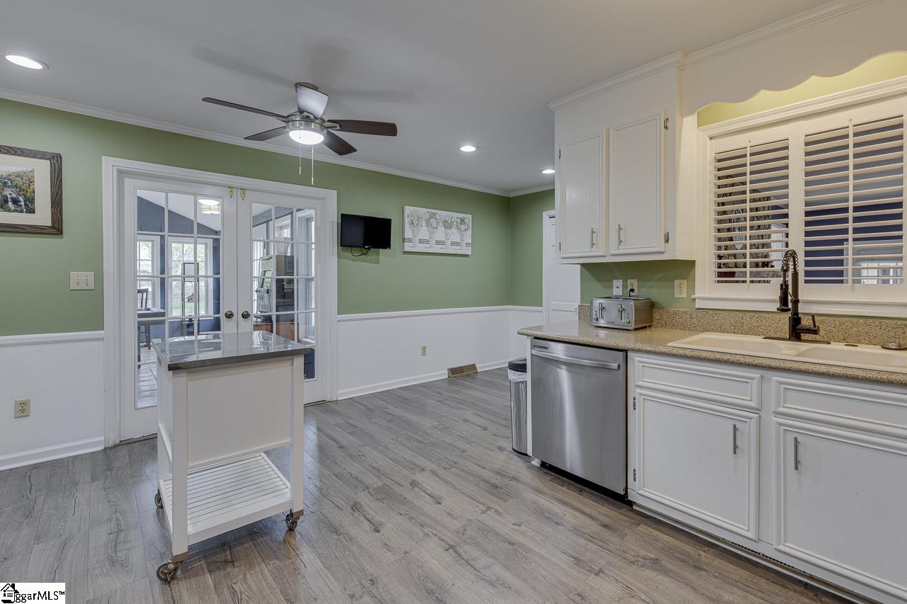 714 Highway 17 Piedmont, SC 29673 - Photo 16 of 50