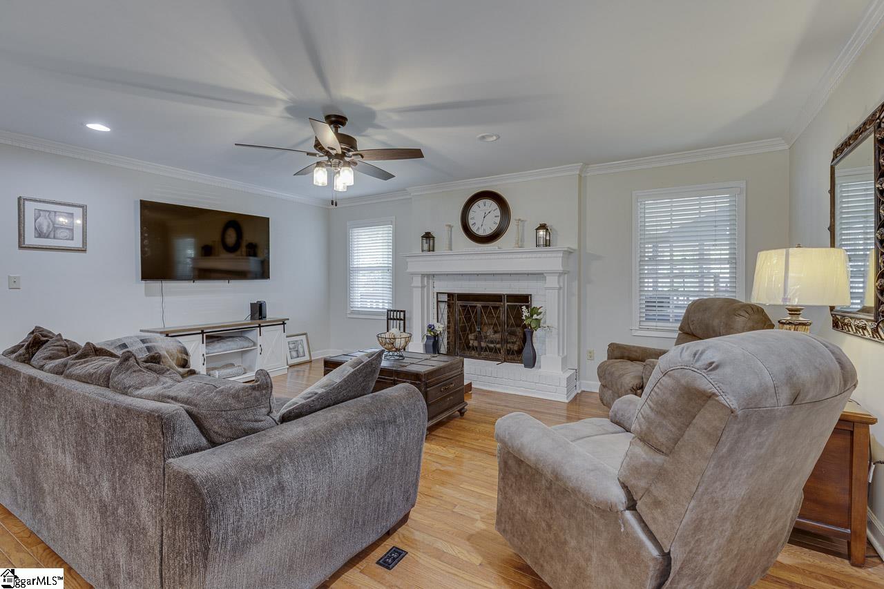 714 Highway 17 Piedmont, SC 29673 - Photo 8 of 50