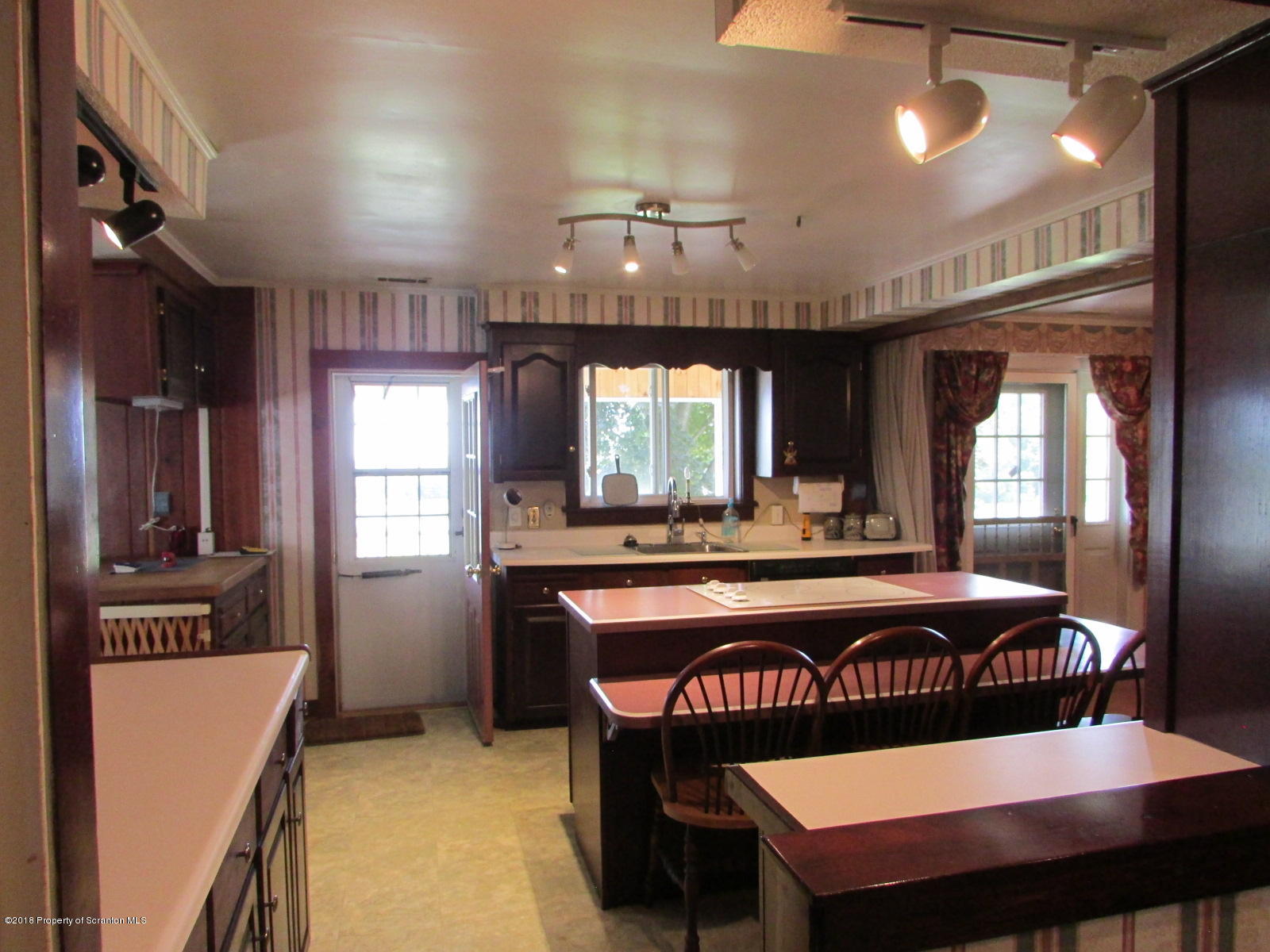 914 Woodbourne Road Montrose, PA 18801 - Photo 12 of 60 Gallery Image 12