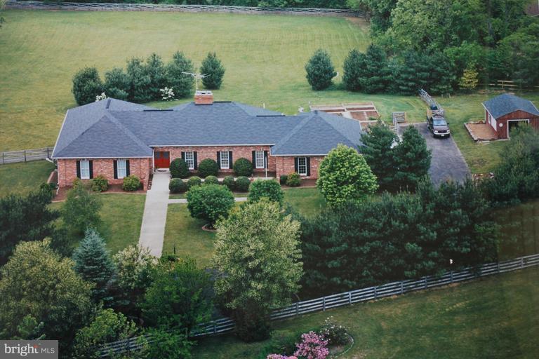 6315 Davis Road Mount Airy, MD 21771 - Photo 1 of 25 Exterior (Front)