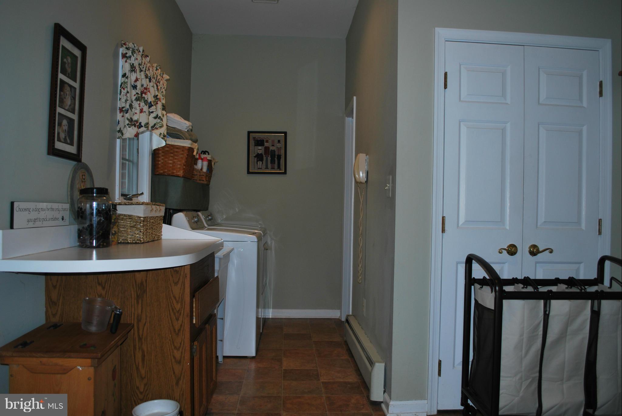 6315 Davis Road Mount Airy, MD 21771 - Photo 14 of 25 Interior (General)