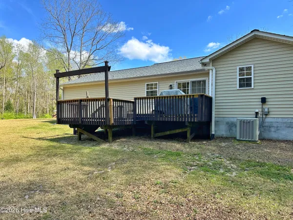 $2,000 | 203 Stockton Court, Richlands, NC 28574