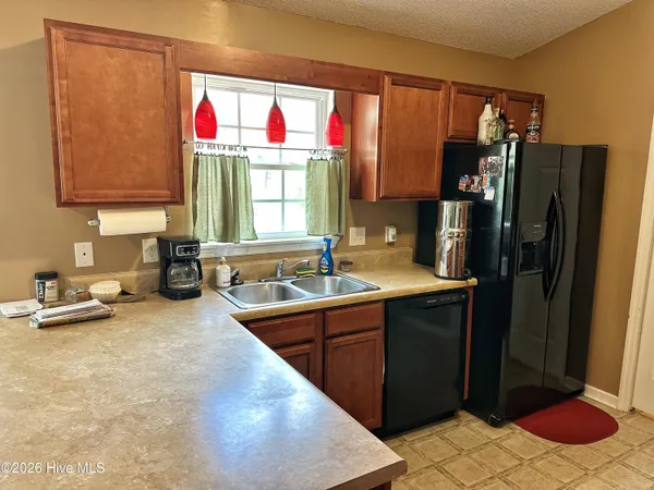 $2,000 | 203 Stockton Court, Richlands, NC 28574