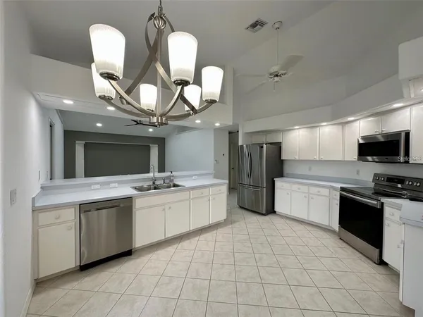 $2,150 | 2169 Onondaga Lane, Punta Gorda, FL 33983