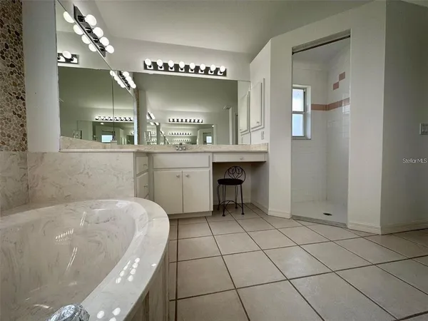 $2,150 | 2169 Onondaga Lane, Punta Gorda, FL 33983