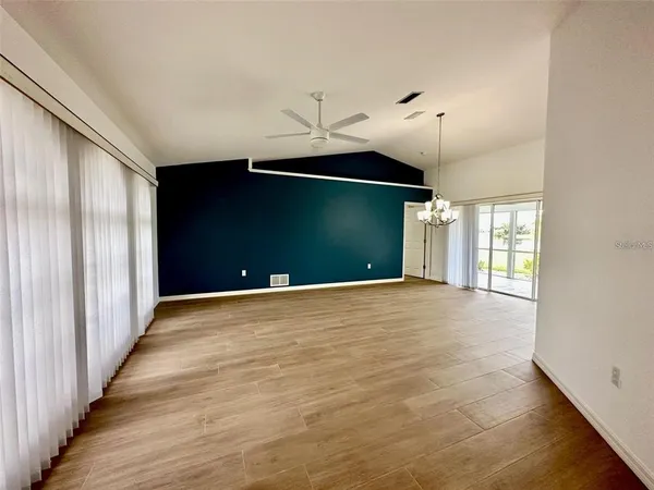 $2,150 | 2169 Onondaga Lane, Punta Gorda, FL 33983