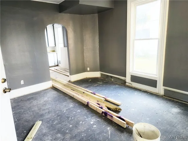 $155,000 | 274 Washburn Street, Lockport City, NY 14094