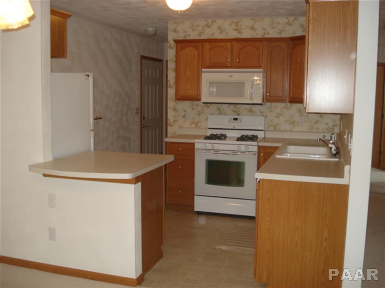 124 Comfort Way Washington, IL 61571 - Photo 5 of 15 Gallery Image 5