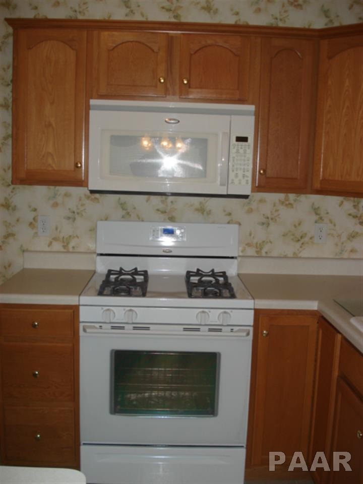 124 Comfort Way Washington, IL 61571 - Photo 7 of 15 Gallery Image 7