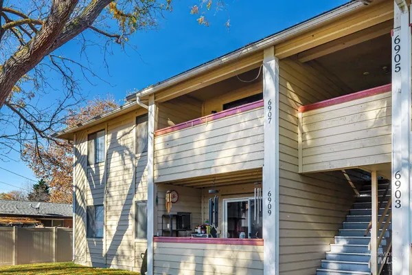 $249,990 | 6907 West Colehaven Lane, Boise, ID 83704