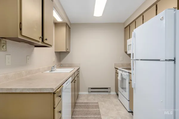 $249,990 | 6907 West Colehaven Lane, Boise, ID 83704