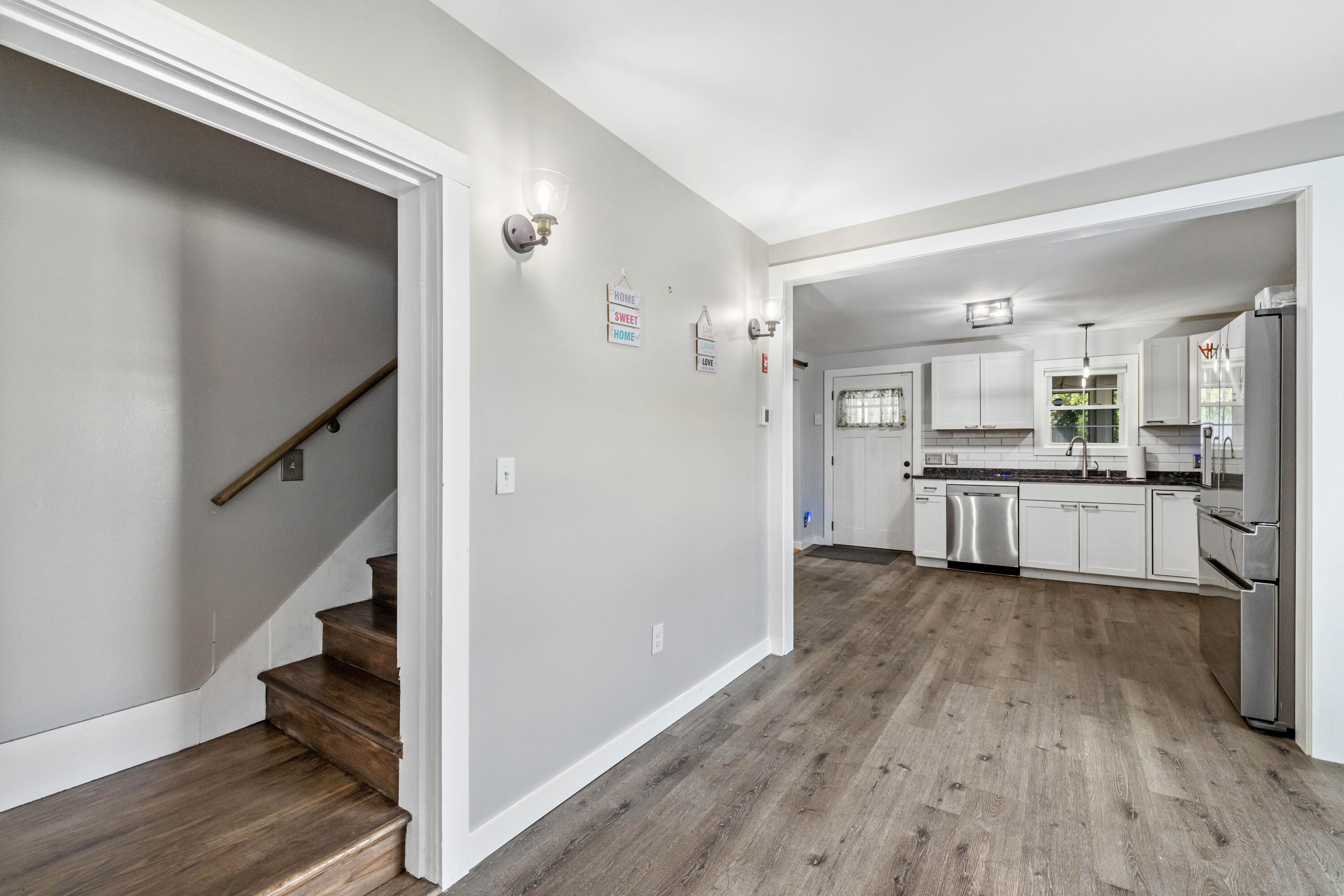 162 College Avenue Waterville, ME 04901 - Photo 13 of 42 3G0A7544