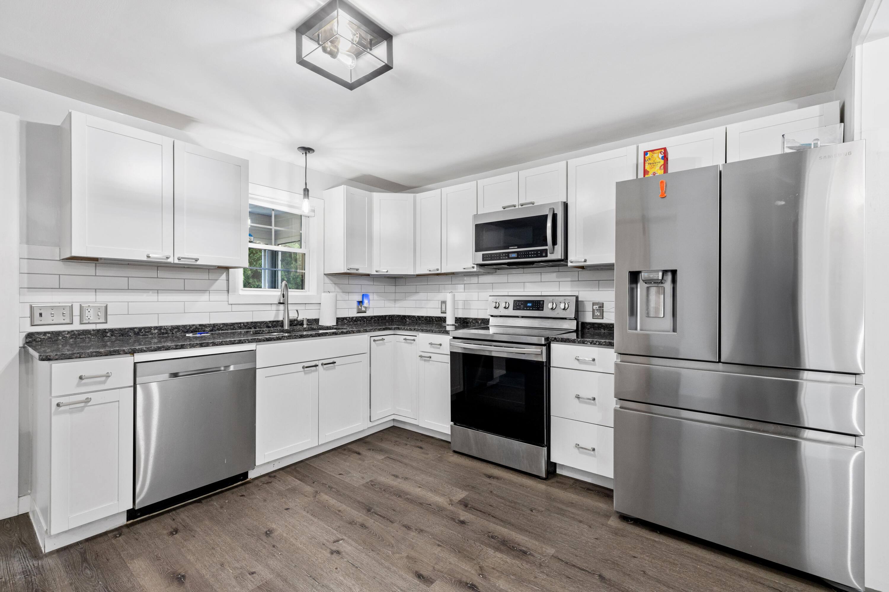 162 College Avenue Waterville, ME 04901 - Photo 9 of 42 3G0A7559