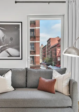 $6,000 | 185 Grand Street, Unit 2C | Little Italy