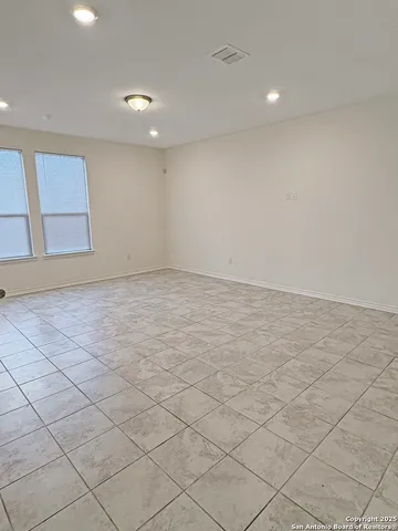 $1,895 | 3910 Sunfield Drive, Seguin, TX 78155