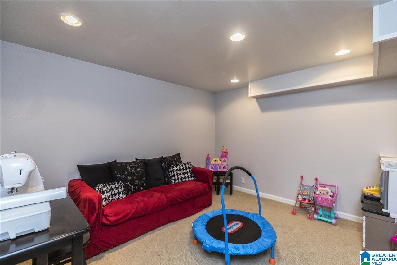 1813 Cross Circle Birmingham, AL 35244 - Photo 23 of 28