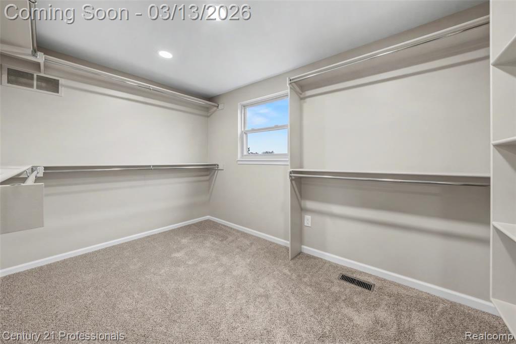 351 Coldiron Drive Rochester Hills, MI 48307 - Photo 16 of 41