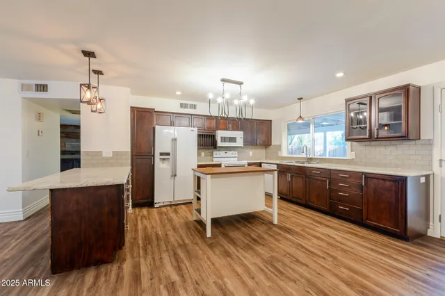 $2,150 | 3521 West Detroit Street, Chandler, AZ 85226