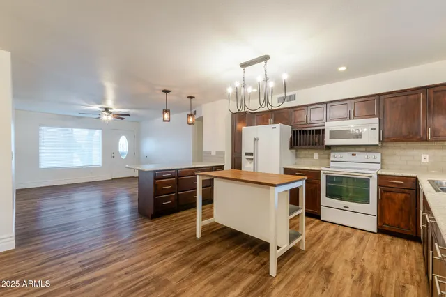 $2,150 | 3521 West Detroit Street, Chandler, AZ 85226