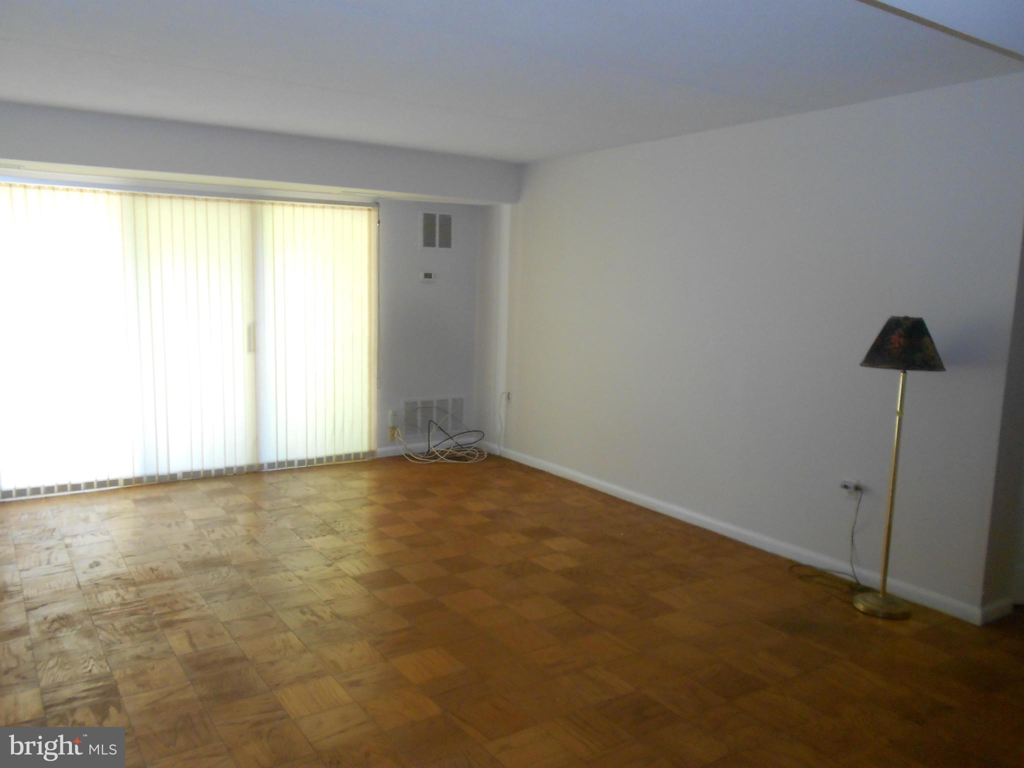 5235 West Running Brook Road, Unit 101 Columbia, MD 21044 - Photo 2 of 15 Living Room