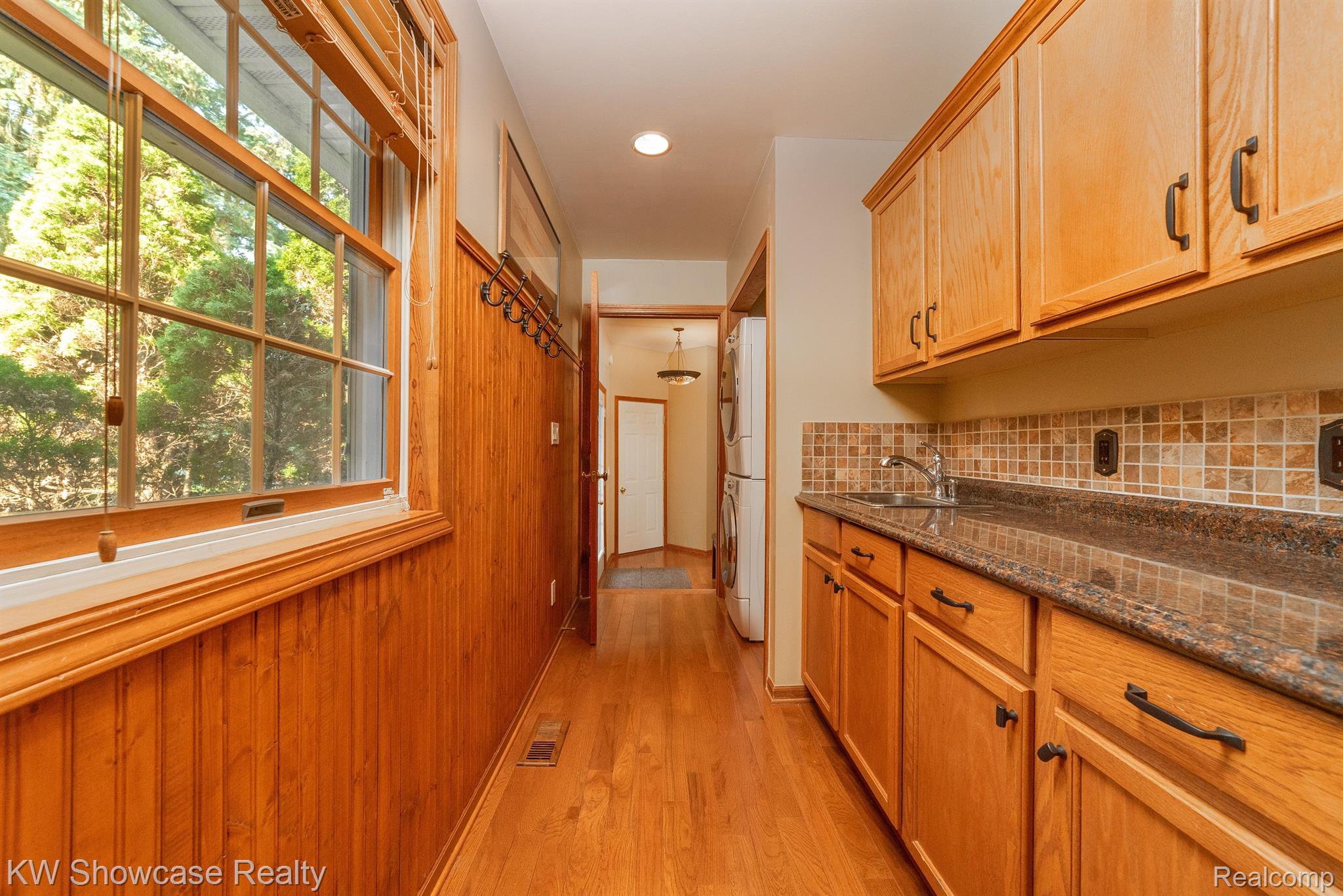 4480 Cooley Lake Road Commerce Township, MI 48382 - Photo 32 of 44 Gallery Image 32