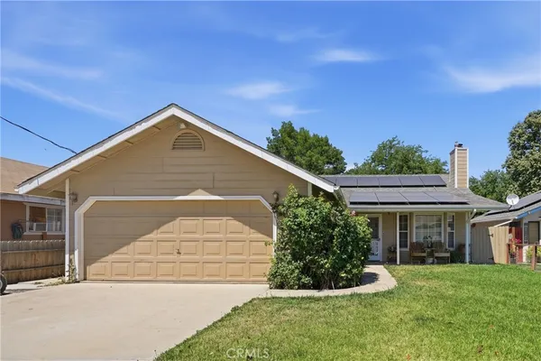 $459,000 | 165 North 5th Street, Shandon, CA 93461