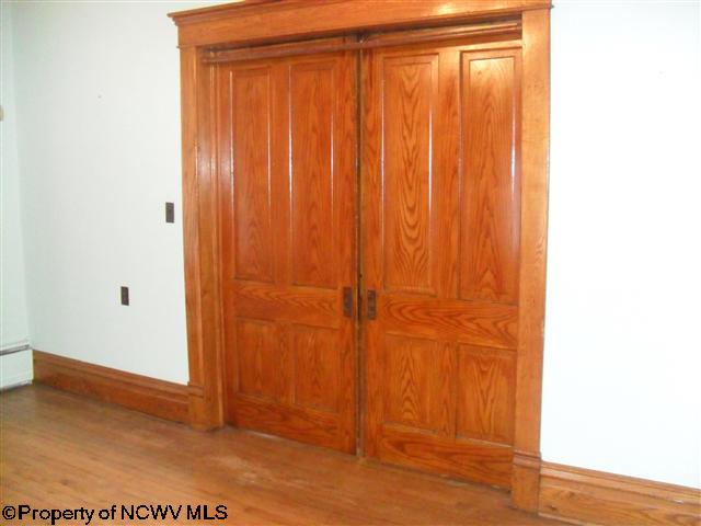 207 Ringer Avenue Terra Alta, WV 26764 - Photo 3 of 17 Gallery Image 3