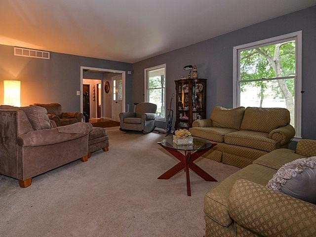 6171 Oak Valley Road Brighton, MI 48116 - Photo 8 of 10 Photo 8