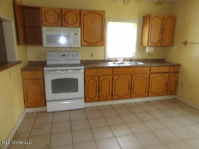 3611 Stage Road Coldwater, MS 38618 - Photo 10 of 19 572_3681