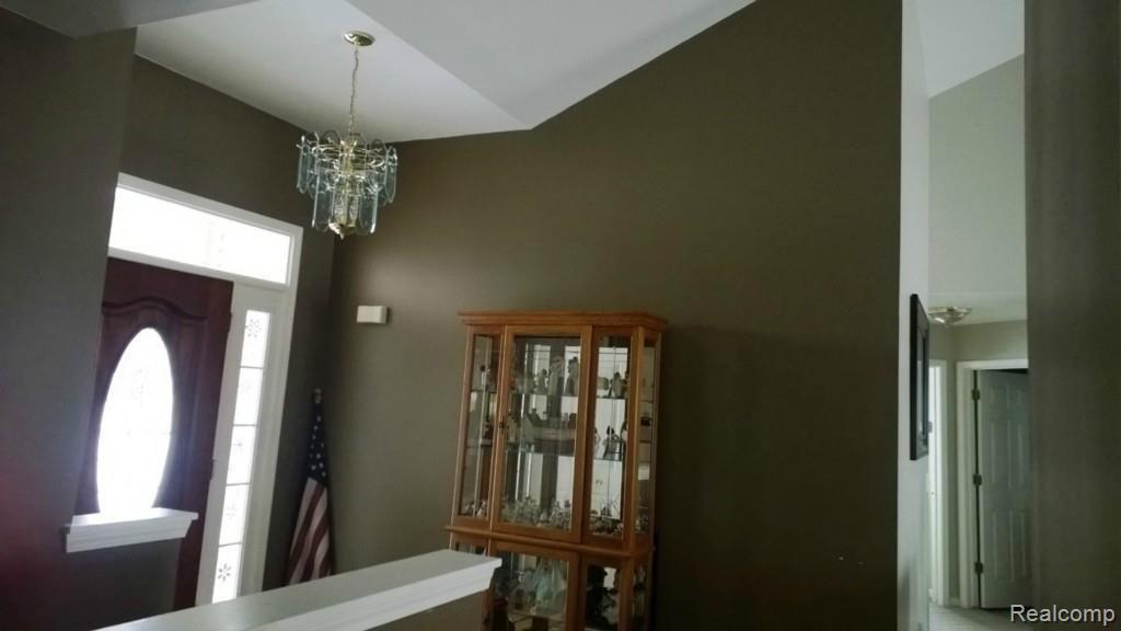 6547 Palms Road Fair Haven, MI 48023 - Photo 9 of 21 WP_20150206_008.jpg