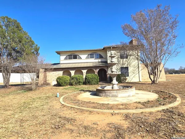 $650,000 | 18970 West Farm To Market 2790 South, Lytle, TX 78052